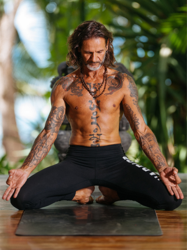 Stefano yoga